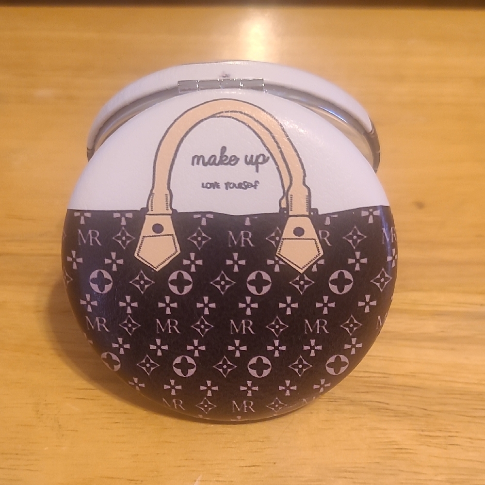 Make Up Compact Mirror - Brown & Cream Handbag Print
